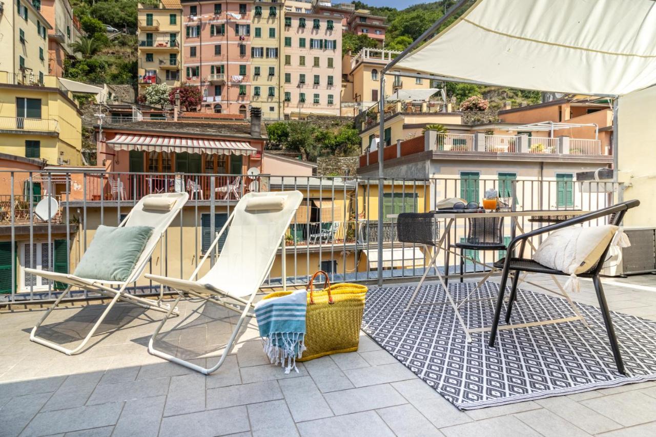 Wanderjohn Penthouse 5Terreparco Apartment Riomaggiore Luaran gambar