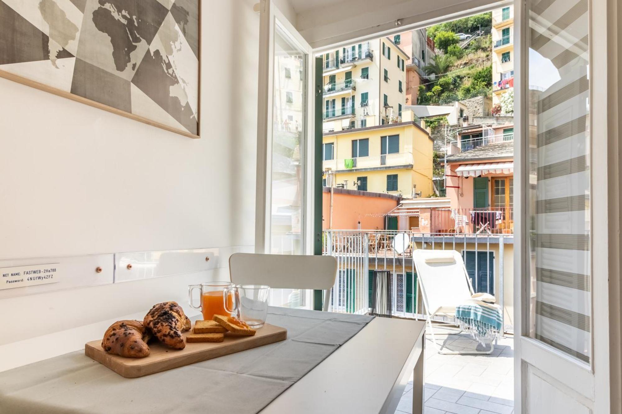 Wanderjohn Penthouse 5Terreparco Apartment Riomaggiore Luaran gambar