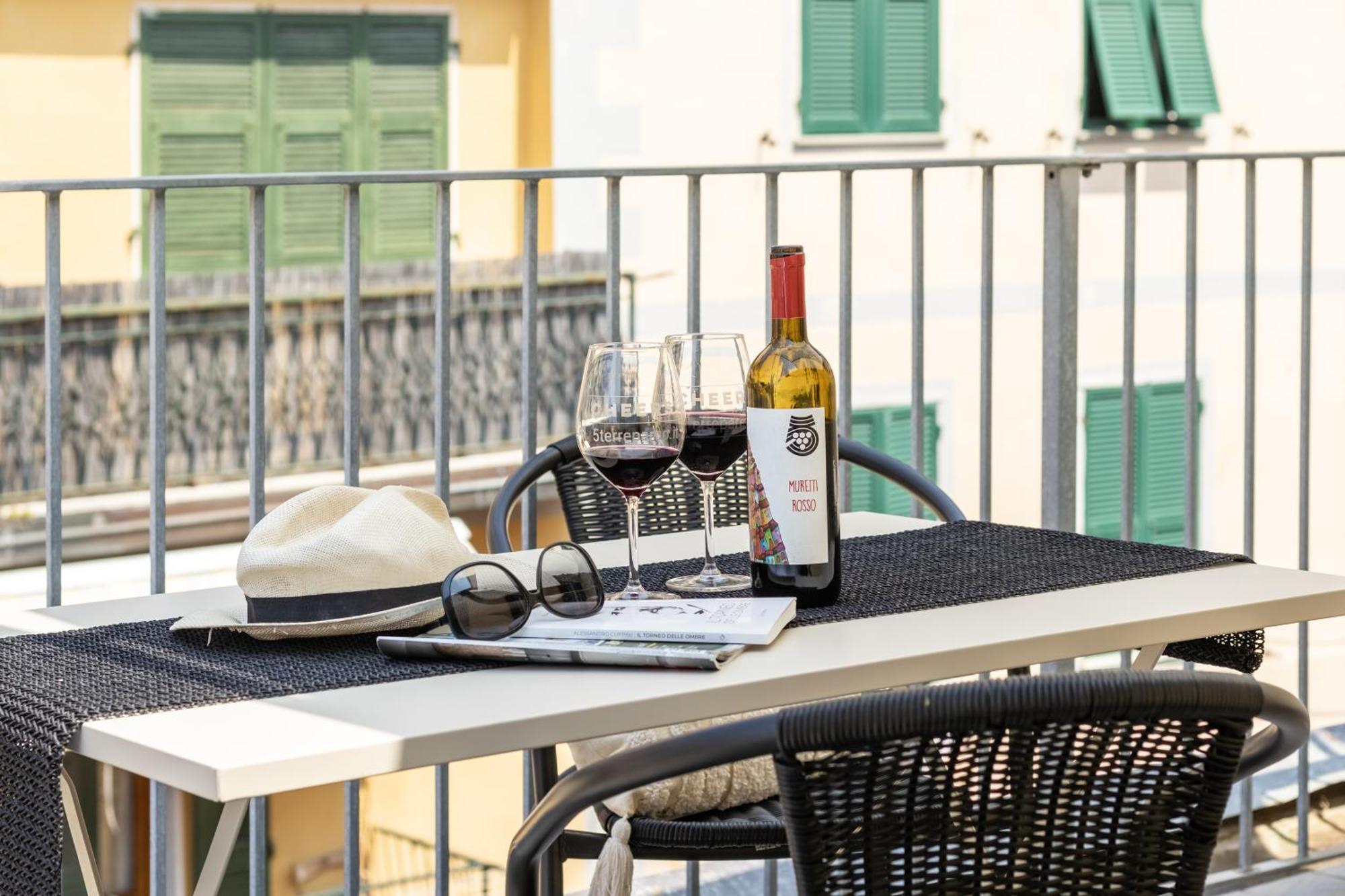 Wanderjohn Penthouse 5Terreparco Apartment Riomaggiore Luaran gambar